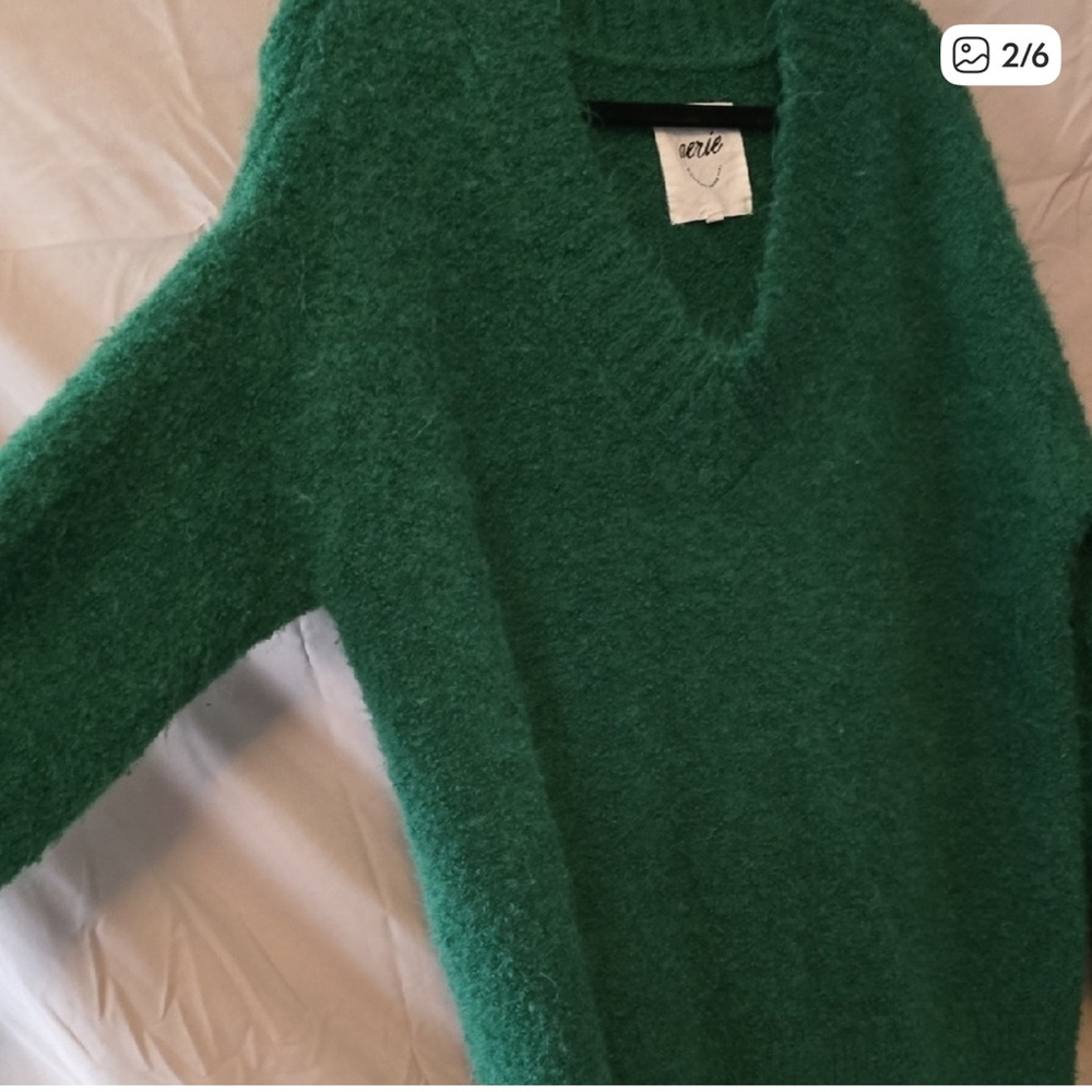 Aerie Green V-Neck Sweater Size M - Picture 2 of 5